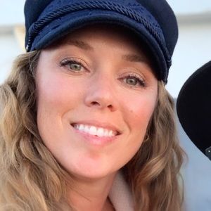 Meet your Posher, Kara